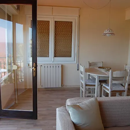 Appartement Zodiac Llimones Ab Vista Mar *